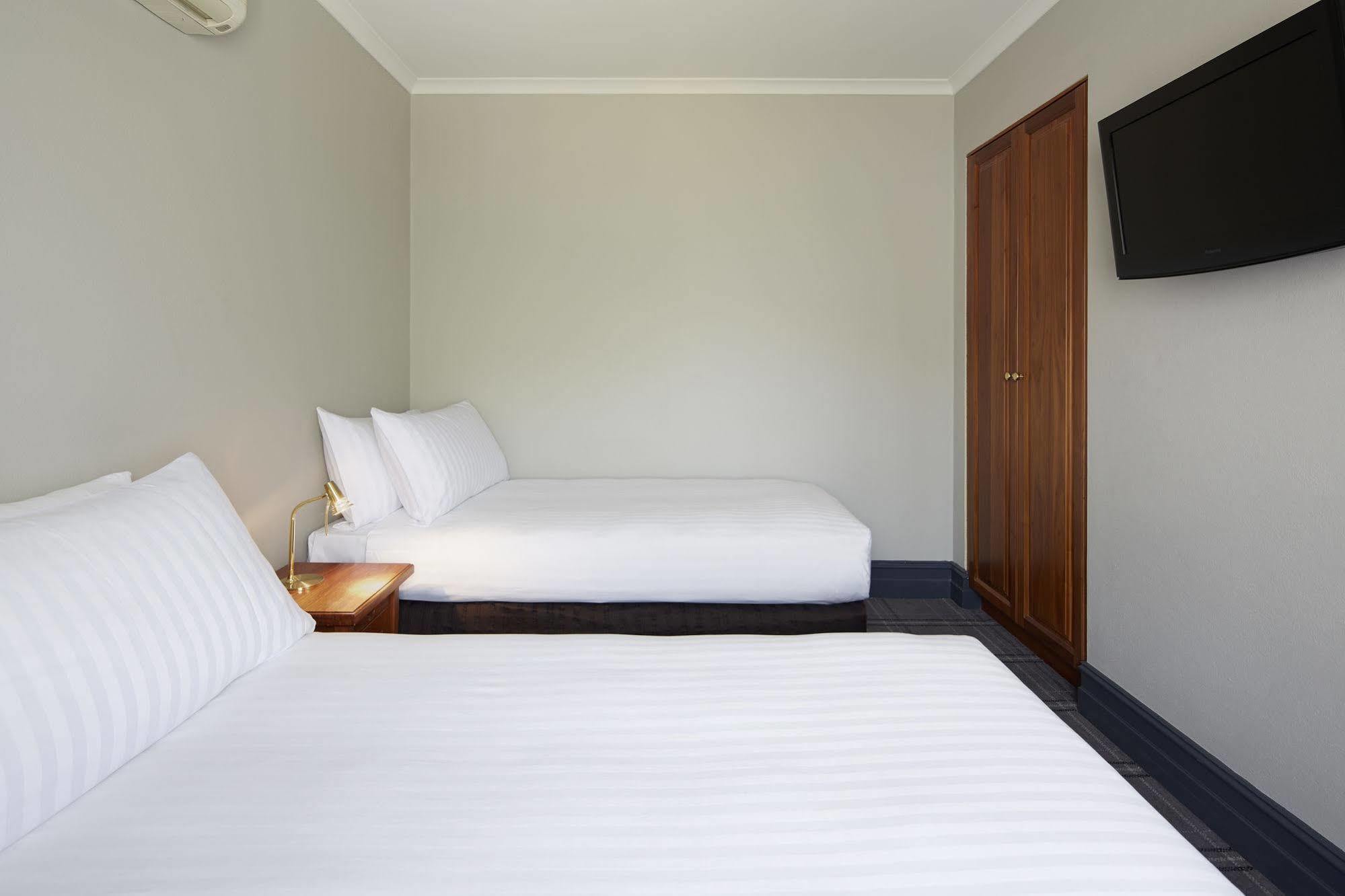 Brassey Hotel - Managed By Doma Hotels Canberra Kültér fotó